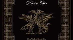 Kings Of Leon veröffentlichen mit “The Collection” eine opulente Box, die ihr Gesamtprogramm auf CD und DVD enthält
