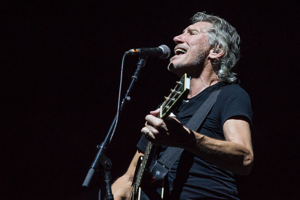 Roger Waters The Wall am 06.09.2013 in der ESPRIT Arena, Düsseldorf